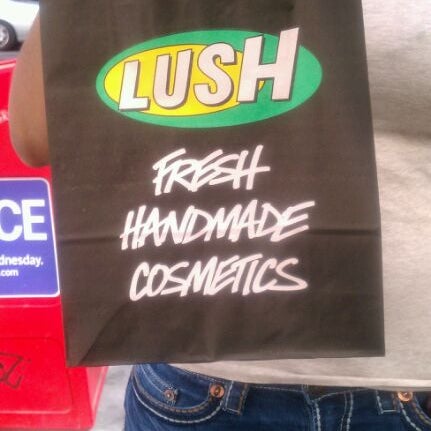 Lush Cosmetics Shop In New York