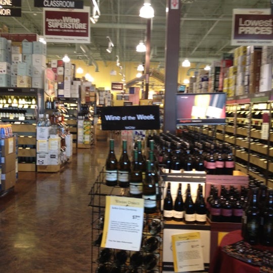 Total Wine & More 8544 S Emerald Dr