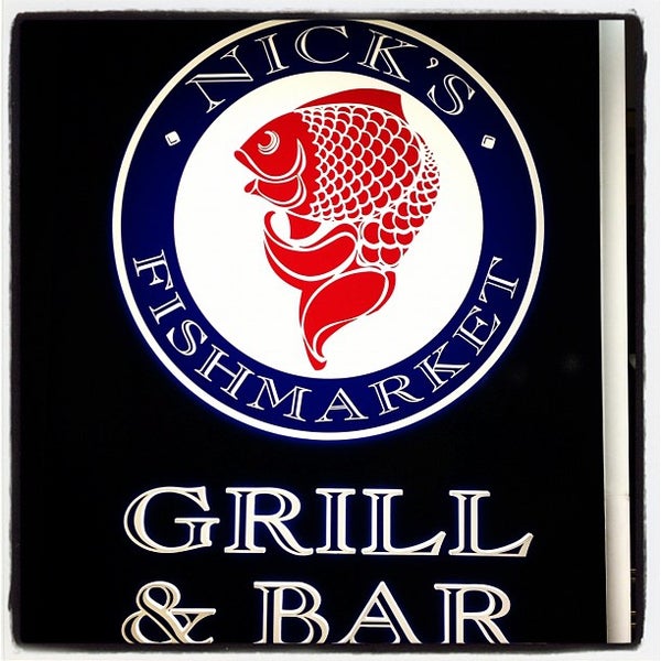 Foto tirada no(a) Nick&#39;s Fishmarket Grill &amp; Bar por Joshua G. em 4/7/2012