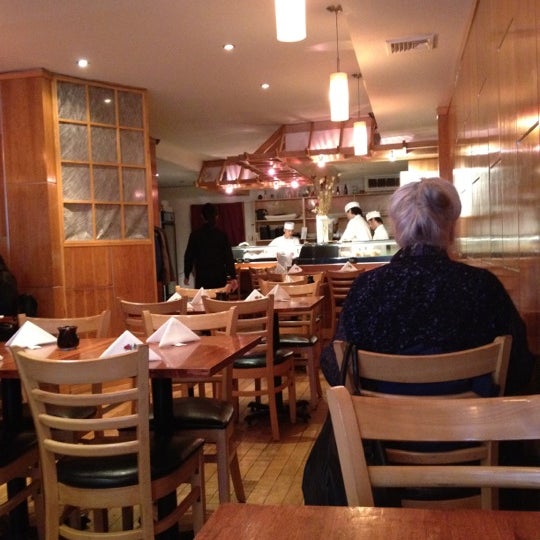 5/8/2012에 Silvia T.님이 Ginza Japanese Restaurant에서 찍은 사진
