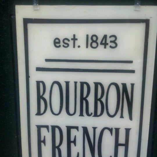 Foto scattata a Bourbon French Parfums da Renee S. il 7/14/2012