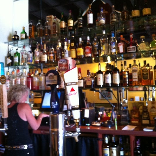 Foto tomada en Mooney&#39;s Irish Pub  por Joel el 4/8/2012
