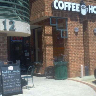 Photo taken at New World Coffee House by Martin B. on 4/8/2012