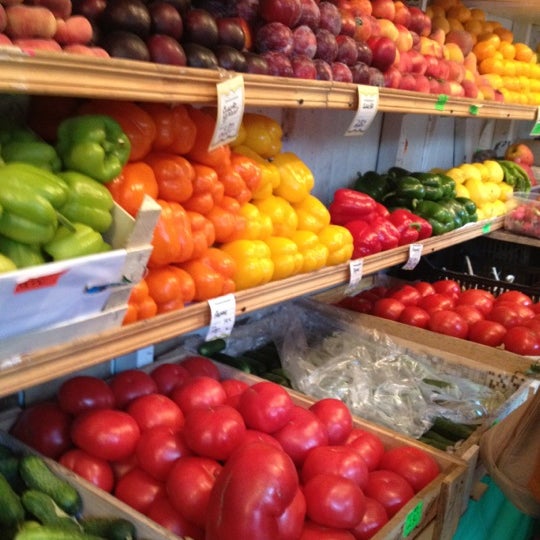 Фруктовый рай челны. Фруктовый рай конструктор. Абакан магазин фруктовый рай. Изобилие фруктов. Фруктовый рай майма.