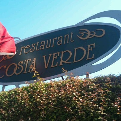 Photo taken at Restaurant Costa Verde by Oscar G. on 6/26/2012