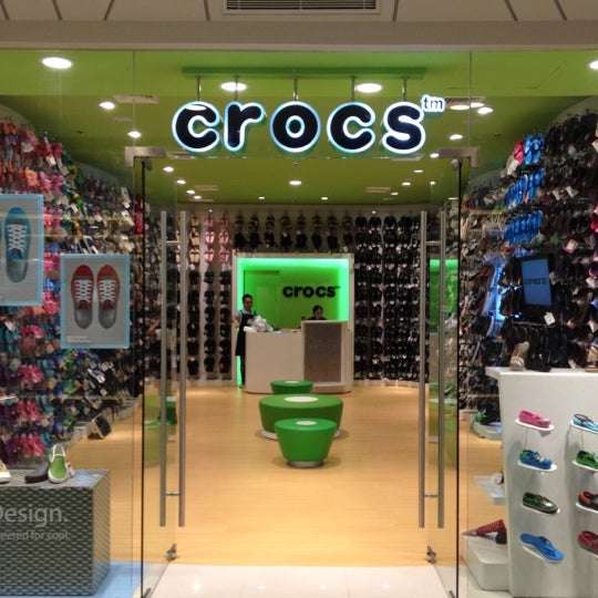 crocs in galleria mall