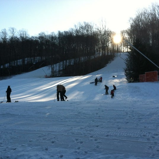 Photo taken at Shawnee Mountain Ski Area by Melissa D. on 2/26/2012