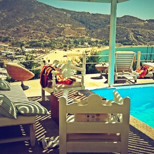 รูปภาพถ่ายที่ Levantes Boutique Hotel โดย iBanakos เมื่อ 9/8/2012