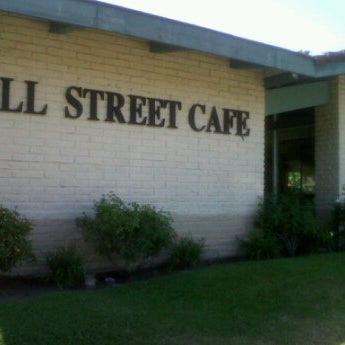 Foto tirada no(a) Hill Street Cafe por Erika M. em 6/7/2012