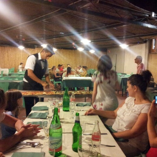 8/13/2012にGiovanni M.がRistorante Pizza a Metro da &quot;Gigino&quot; L&#39;Università della pizzaで撮った写真
