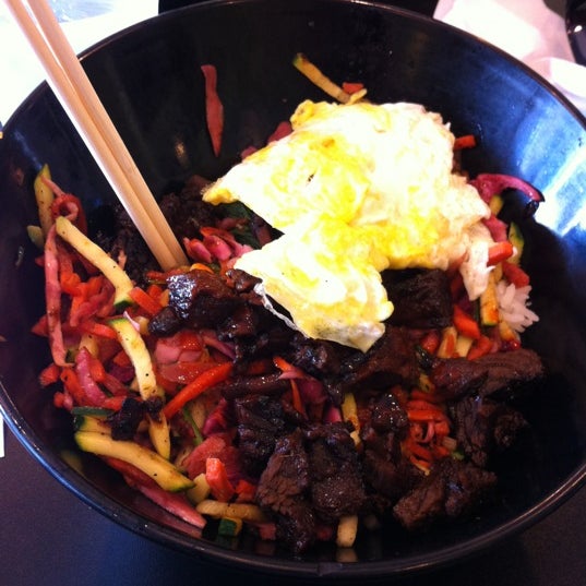 Das Foto wurde bei B.B.Bop Seoul Kitchen von Abby W. am 7/11/2012 aufgenommen