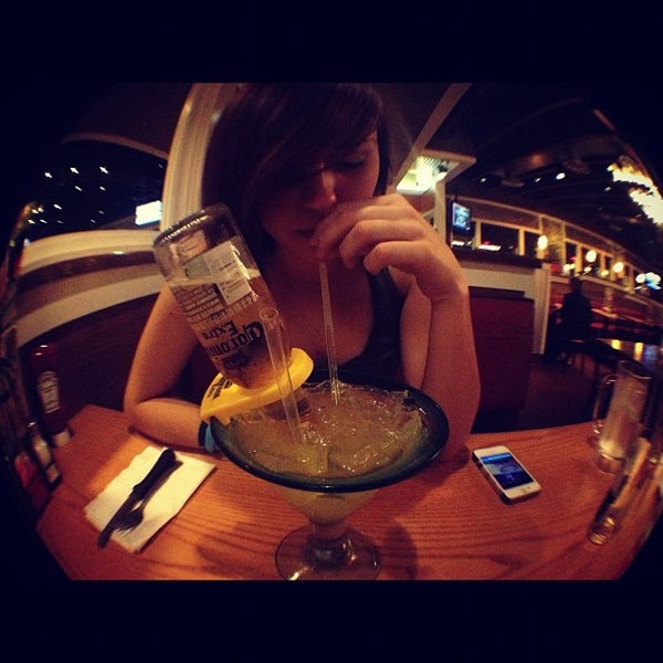 Photo taken at Chili&#39;s Grill &amp; Bar by Danny H. on 8/14/2012