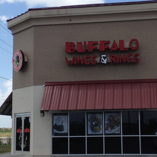 Buffalo Wings Rings Local De Alitas