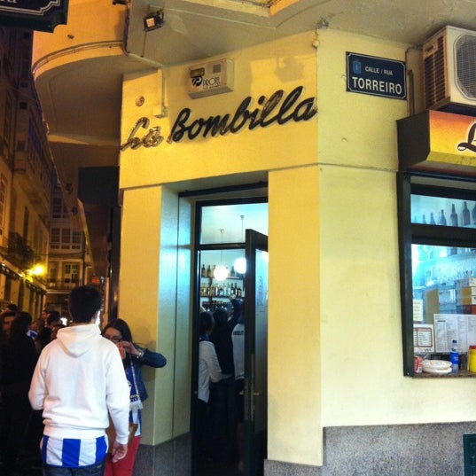 Photo taken at La Bombilla by Luis Andrés S. on 5/28/2012