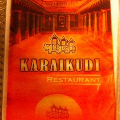 Foto tomada en Karaikudi Restaurant (M) Sdn. Bhd.  por Khor M. el 7/29/2012