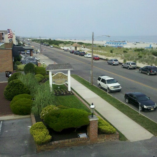 7/8/2012 tarihinde Cathy P.ziyaretçi tarafından Grand Hotel Of Cape May'de çekilen fotoğraf