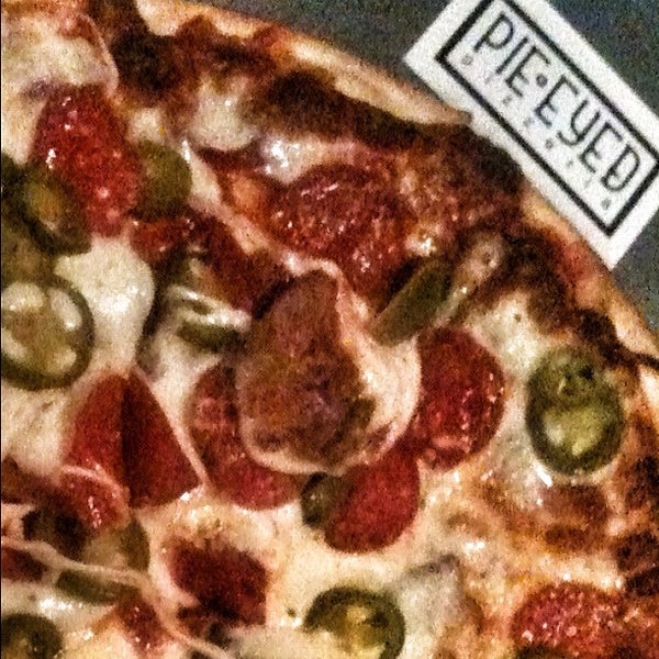 Eyes pizza. Eyes pizza. Пицца с лицом. Eyes pizza. Eyes pizza.