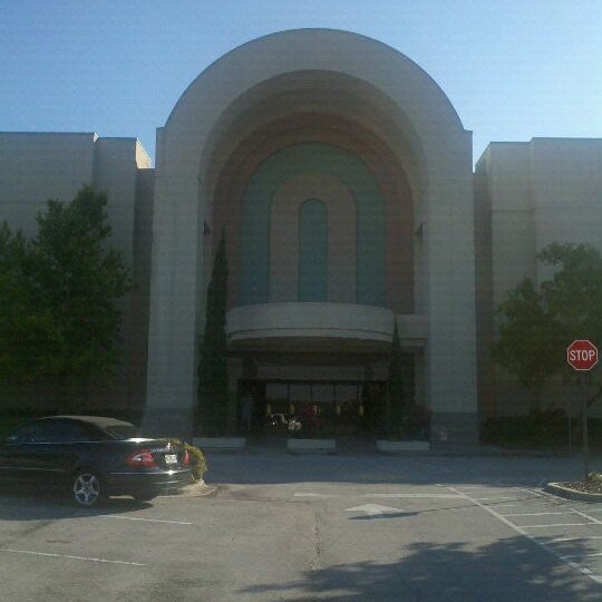 3/27/2012 tarihinde John M.ziyaretçi tarafından Seminole Towne Center'de çekilen fotoğraf