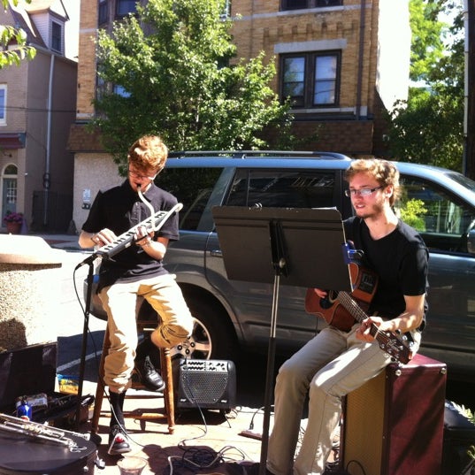 Photo taken at Le Salbuen Cafe Market by Charlie G. on 6/23/2012