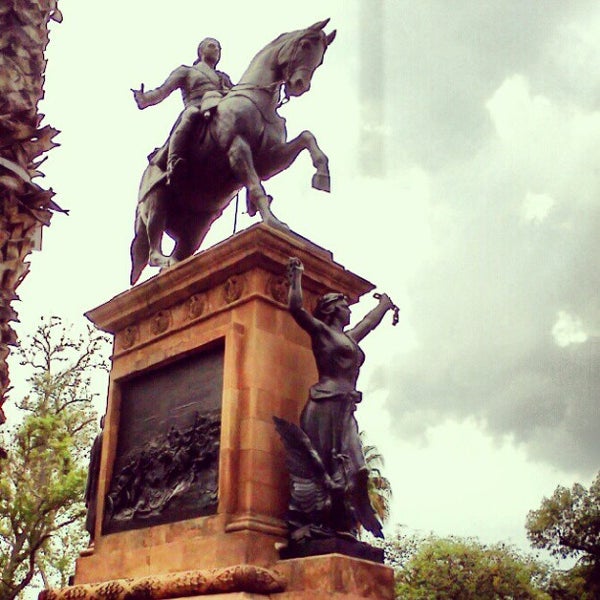Plaza Morelos Monumento/Edificio histórico en Morelia
