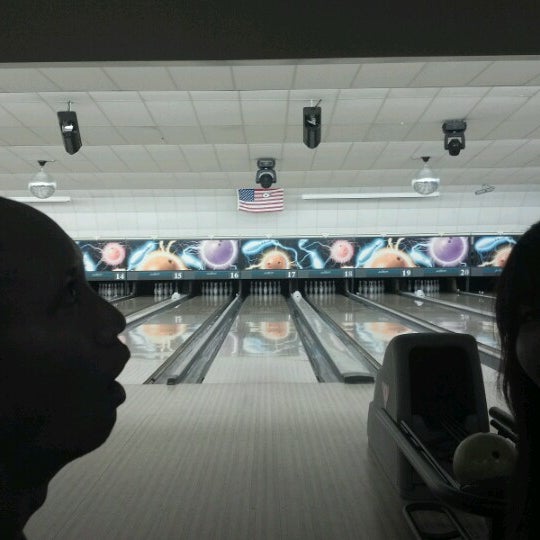 Pierside Lanes (CEP127) Bowling Center Naval Station Norfolk 2