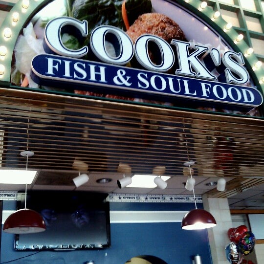 Pines Mall (Artık Kapalı) Pine Bluff, AR