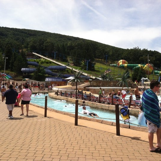 Photo taken at Camelbeach Mountain Waterpark by ALBD on 8/7/2012