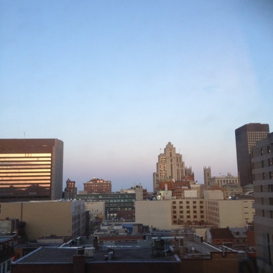 Photo taken at Travelodge Hotel by Wyndham Montreal Centre by Marianna A. on 5/6/2012