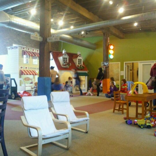4/25/2012 tarihinde Marizza R.ziyaretçi tarafından Little Beans Cafe'de çekilen fotoğraf