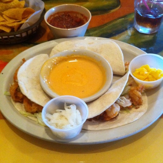 4/1/2012 tarihinde Rita D.ziyaretçi tarafından El Agave Mexican Restaurant'de çekilen fotoğraf