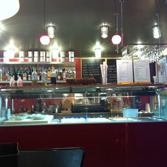 รูปภาพถ่ายที่ Кафе-бар «Час пик» โดย ⚡⚡ Иннкентий ⚡⚡ ⚡. เมื่อ 6/10/2012
