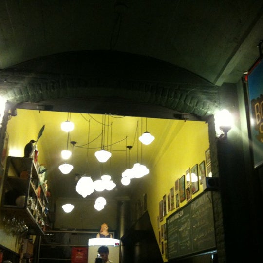 Photo taken at Bombshell Bar by Alexandre B. on 4/20/2012