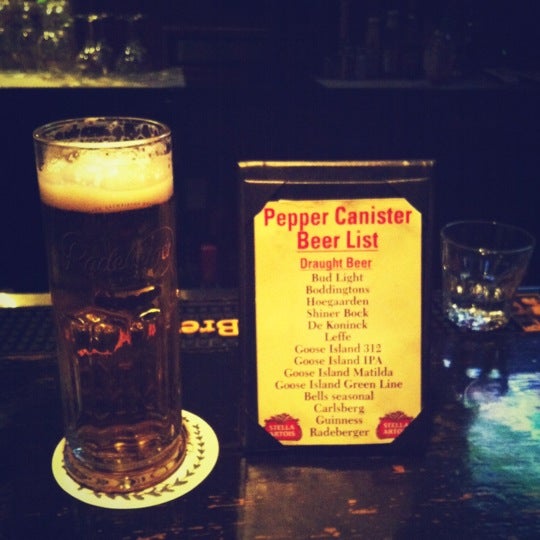 Снимок сделан в The Pepper Canister Irish Pub пользователем Michael K. 8/18/2012