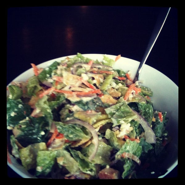 Photo taken at GreenStreets Salads by Brandon R. on 8/14/2012
