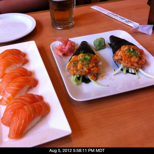 Photo taken at Sushi King by Debby R. on 8/5/2012