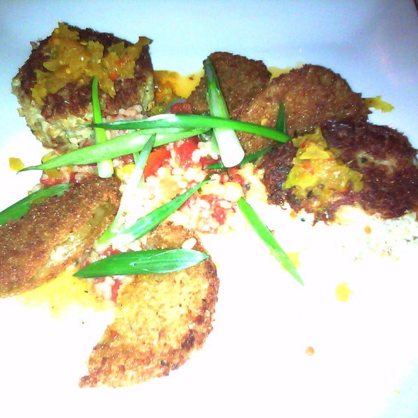 Try the crabcakes.  They come with fried green tomatoes