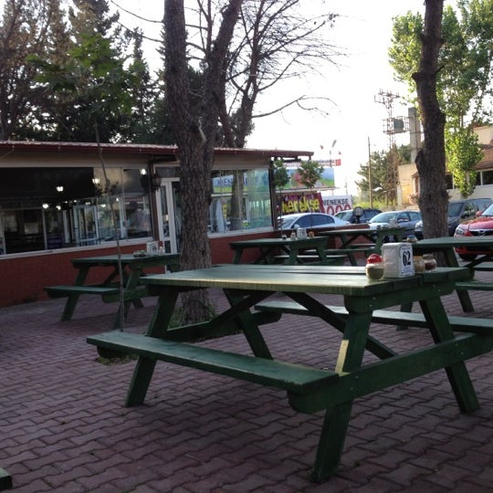 Menekşe Et Lokantası 306 tavsiye