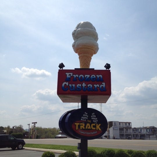 Photo taken at Andy&#39;s Frozen Custard by Jay S. on 3/28/2012