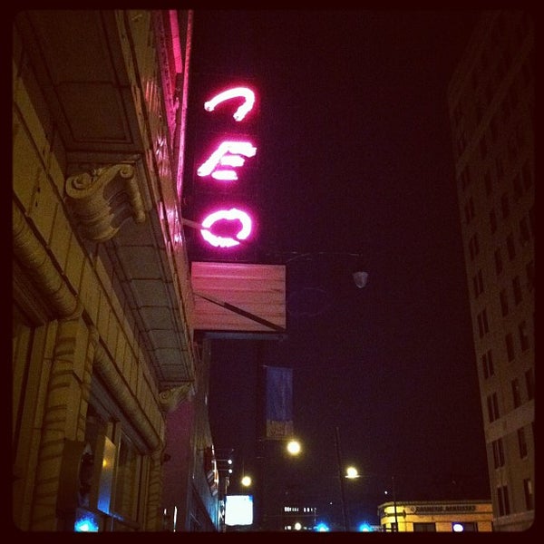 Foto scattata a Neo Nightclub da Eliot il 7/4/2012