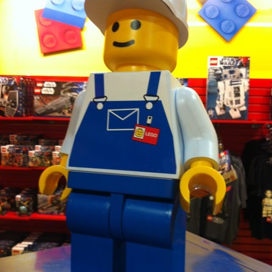 Photo taken at LEGOLAND Discovery Center Dallas/Ft Worth by Chris R. on 8/4/2012