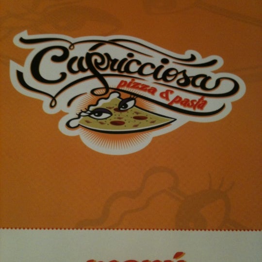 Foto tomada en Capricciosa Pizza &amp; Pasta  por PaFo O. el 8/21/2012