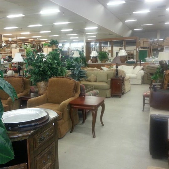 Habitat For Humanity Restore Vintage and Thrift Store in Houston