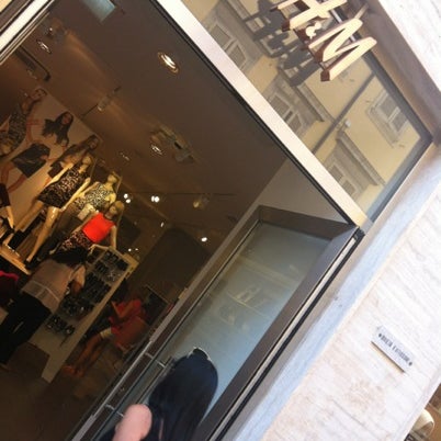 H M Rimini Emilia Romagna