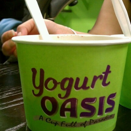 Photo prise au Yogurt Oasis par ANDREW le6/17/2012