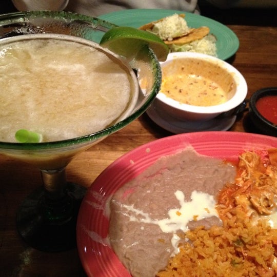 Photo taken at Monterrey of Smyrna Restaurante Mexicano by Rafael A. on 2/24/2012