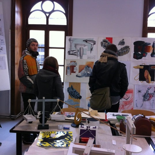 Photos At Facultatea De ÈtiinÈe Èi Arte University