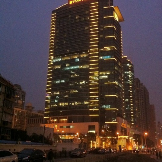 Photo taken at The Eton Hotel Shanghai (裕景大饭店) by ipon3g on 3/11/2012