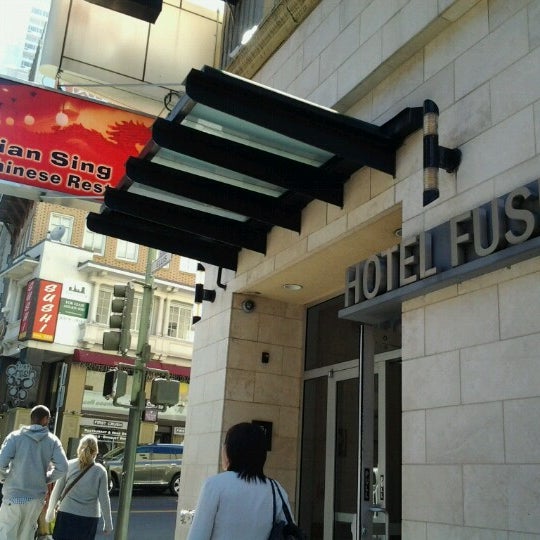 Photo prise au Hotel Fusion par Peyoong V. le7/8/2012