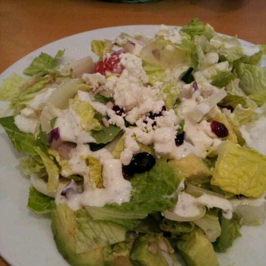 รูปภาพถ่ายที่ Toss Up Salads โดย Elizabeth K. เมื่อ 2/16/2012