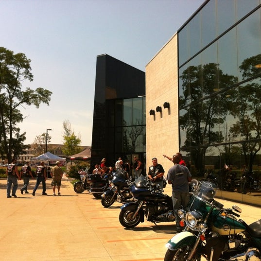 8/25/2012 tarihinde Todd C.ziyaretçi tarafından Wisconsin Harley-Davidson'de çekilen fotoğraf